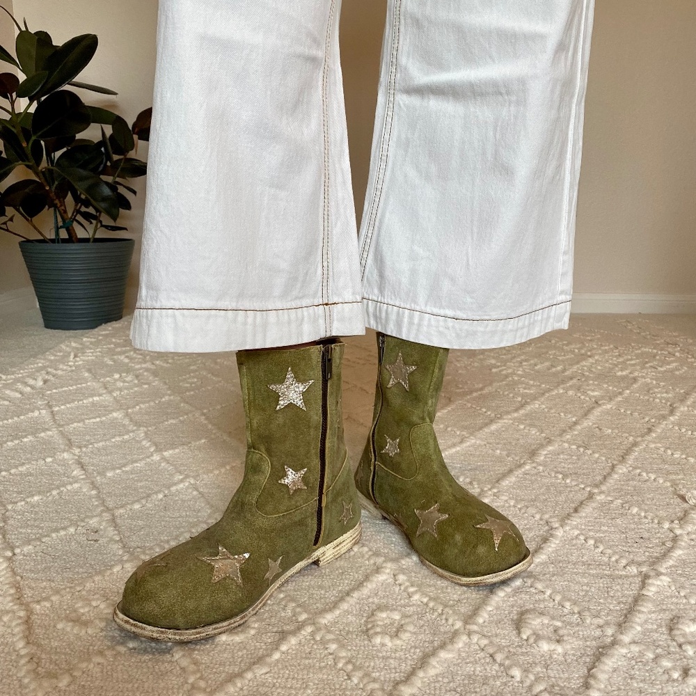 Applique Star Russet Boot